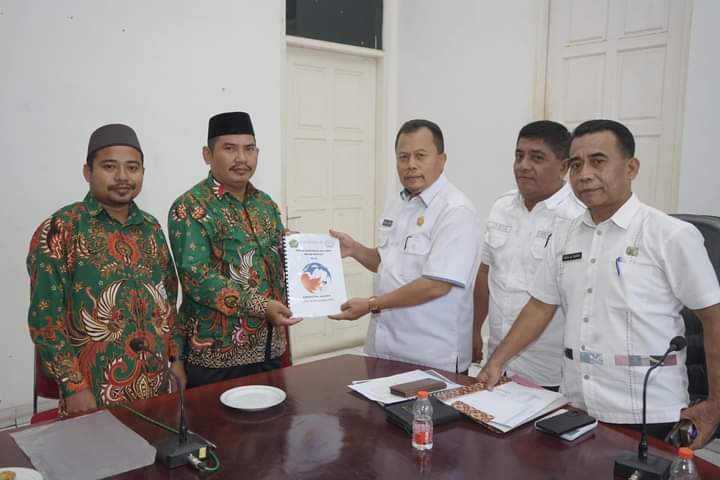 Asisten Administrasi Umum Terima Audiensi FKDT Kabupaten Asahan