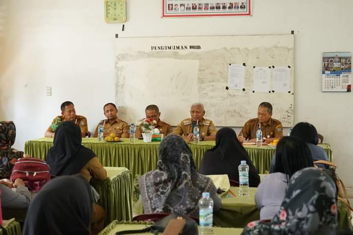 Bupati Asahan Bersilaturahmi Dengan UPTD SD dan SMP Negeri Kecamatan Meranti dan Pulo Bandring