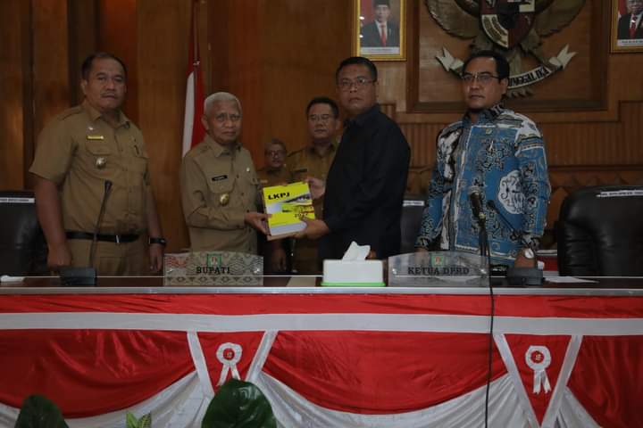 Bupati Asahan Sampaikan LKPJ Tahun Anggaran 2022