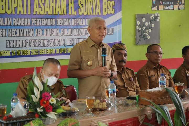 Bupati Asahan Silaturahmi Dengan Keluarga Besar UPTD Disdik Kecamatan Aek Kuasan