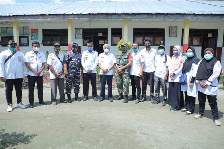 Bupati Asahan Tinjau Pelaksanaan Vaksin Beberapa SD di Asahan
