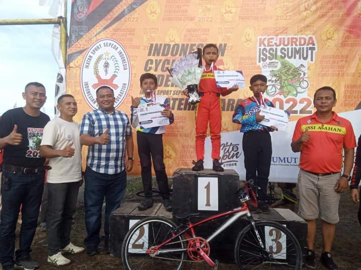 Camat Kota Kisaran Timur Hadiri Perlombaan BMX Cross