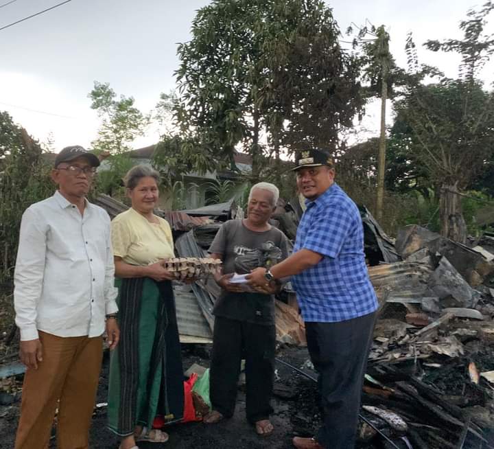 Camat Kota Kisaran Timur Kunjungi Lokasi Kebakaran