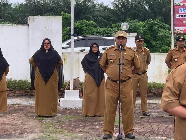 Camat Kota Kisaran Timur Pimpin Apel Gabungan ASN Se-Kecamatan Kota Kisaran Timur Tahun 2022 