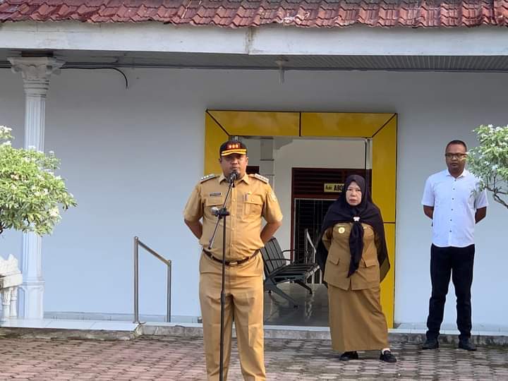 Camat Kota Kisaran Timur Pimpin Apel Gabungan ASN Dan Kepala Lingkungan Se-Kecamatan