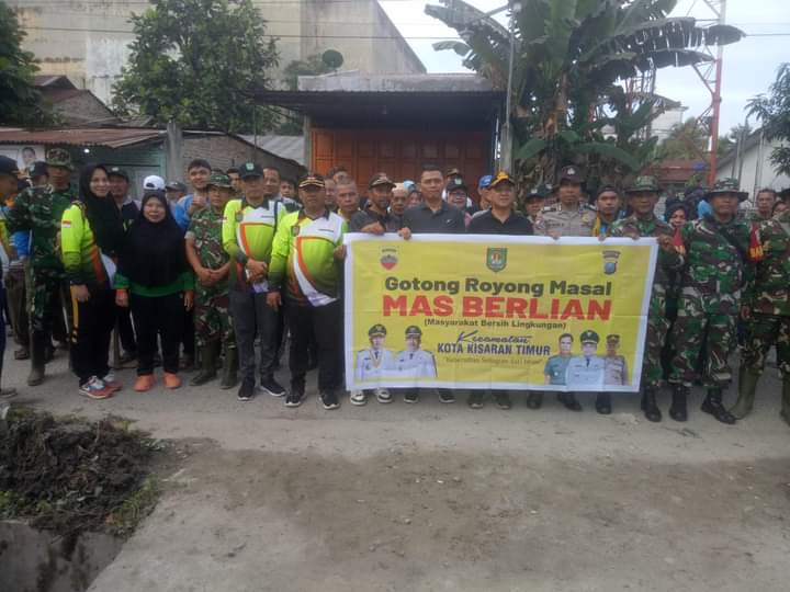 Camat Kota Kisaran Timur Pimpin Kegiatan Masyarakat Bersih Lingkungan (MAS BERLIAN)