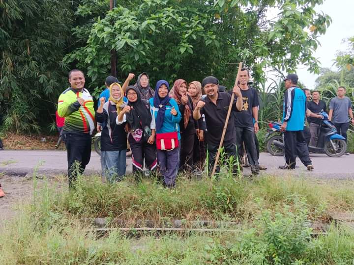 Camat Kota Kisaran Timur Pimpin Kegiatan Masyarakat Bersih Lingkungan (MAS BERLIAN)