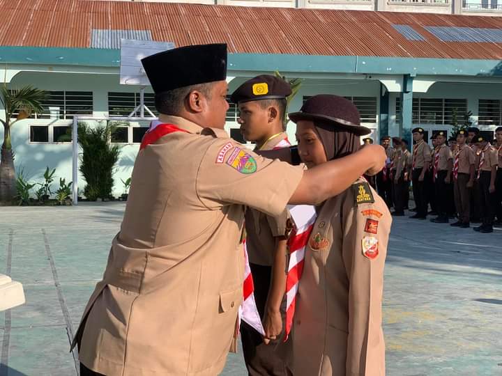Camat Kota Kistim Buka Perkemahan Raimuna Ranting Gerakan Pramuka Kwaran
