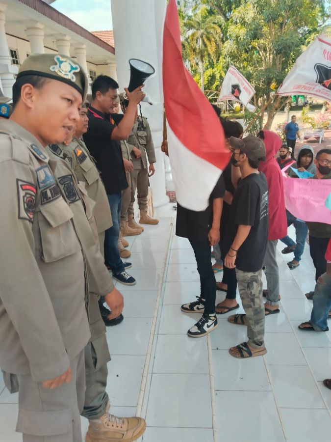 DPC LSM BARA API Desak Kejari Selidiki Dugaan Pemberian Uang Gratifikasi 25 Camat Kepada Bupati