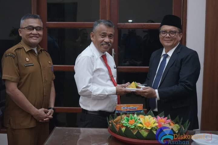 Kunjungan Pimpinan PT BANK SUMUT Cabang Kisaran di Ruang Kerja Pjs Bupati Asahan