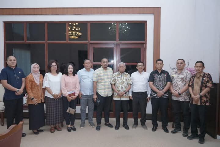 Panitia Perayaan Natal Oikumene Audiensi Dengan Bupati Asahan