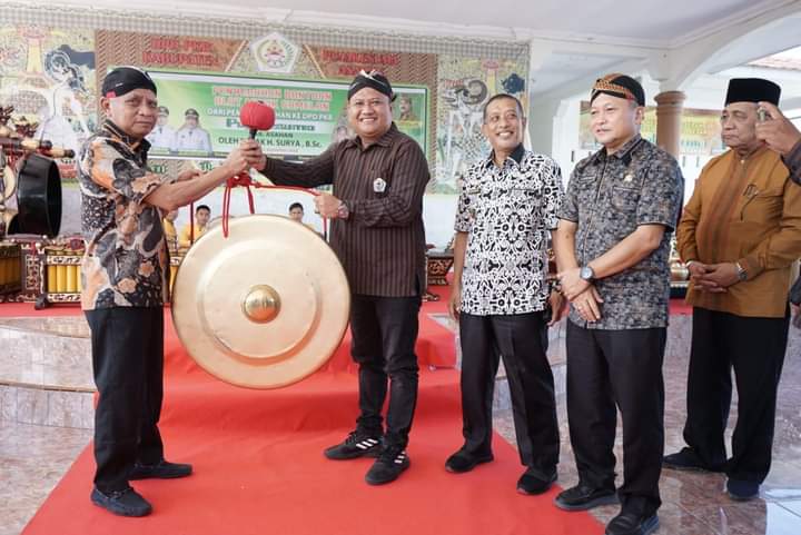 Pemkab Asahan Serahkan Bantuan Alat Musik Gamelan Ke DPD PKB Pujakesuma