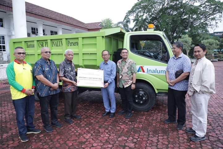 PT. Inalum Persero Serahkan Dam Truk Kepada Pemerintah Kabupaten Asahan