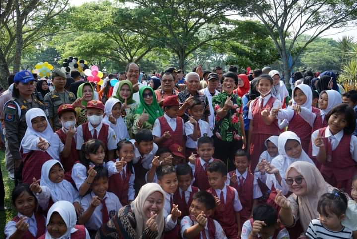 Bersama Kak Seto, Serba Serbi Hari Jadi Asahan Bersama Anak