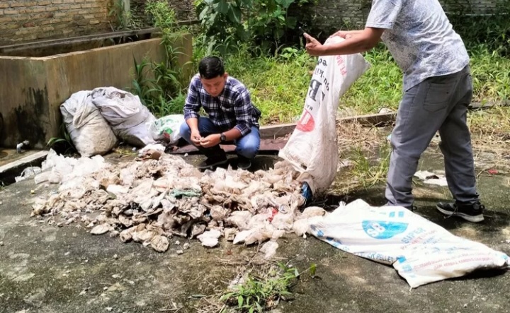 Tim Monitoring Kabupaten Asahan Sidak Lokasi Tempat Pengoplosan Gas LPG