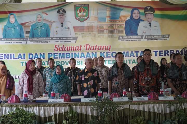 Tim Penilaian dan Pembinaan Kecamatan Terbaik Provsu Lakukan Penilaian di Kecamatan Kota Kistim
