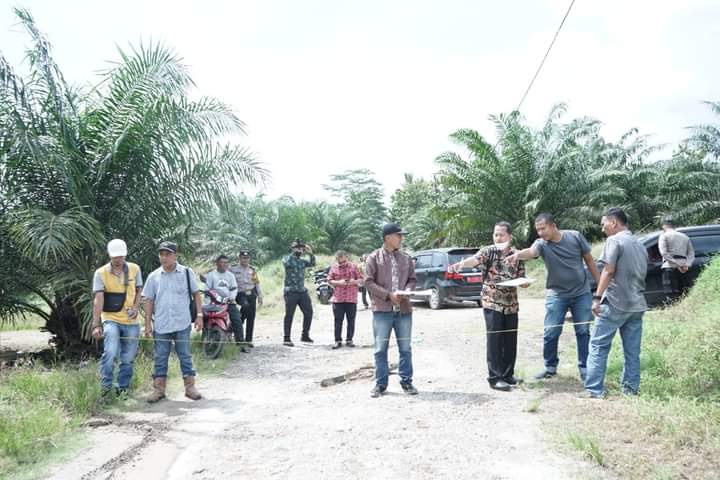 Tim Peninjau Lapangan Pemkab Asahan Turun Kelokasi Aspirasi Masyarakat