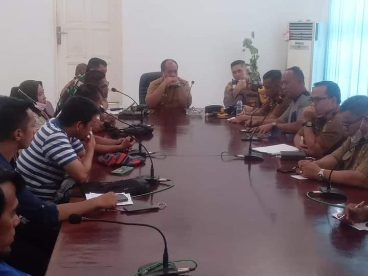 Melalui Aksi Unjuk Rasa, Wakil Bupati Terima Masyarakat Desa Sei Lunang, Sei Paham dan Bagan Asahan